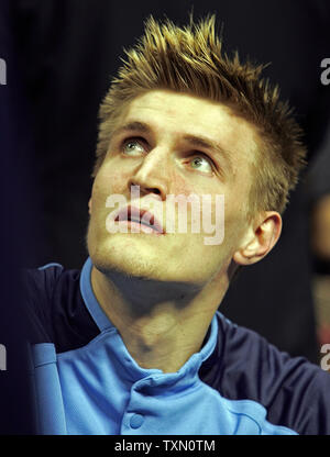 Andrei Kirilenko Utah Jazz en avant de la Russie attend pour début de match contre les Nuggets de Denver au Pepsi Center de Denver, le 6 janvier 2007. Territoires du chef de division de l'Utah a battu Denver 96-84. (Photo d'UPI/Gary C. Caskey) Banque D'Images