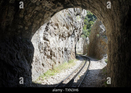 En chemin de fer, à proximité Hotel Waldblick, Grèce Banque D'Images