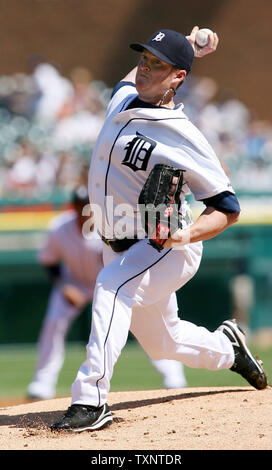 Le lanceur partant des Detroit Tigers Jeremy Bonderman lance la première balle du jeu à New York Mets' Jose Reyes en première manche à Comerica Park à Detroit le 9 juin 2007. (Photo d'UPI/Scott R. Galvin) Banque D'Images