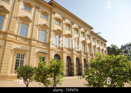 Vue avant du Palais Liechtenstein à Vienne Banque D'Images