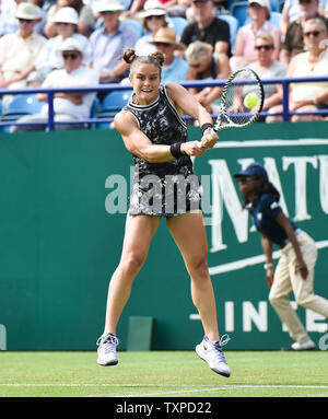 Eastbourne, Royaume-Uni. 25 Juin, 2019. Maria Sakkari de Grèce en action lors de sa défaite à Johanna Konta de Grande-Bretagne lors de leur deuxième tour de la vallée de la nature qui a eu lieu le tournoi international de tennis du Devonshire Park à Eastbourne . Crédit : Simon Dack/Alamy Live News Banque D'Images