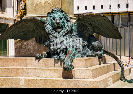 Détail de la statue de patriote italien Daniele Manin à partir de 1875, par Luigi Borro, à Venise, Italie Banque D'Images