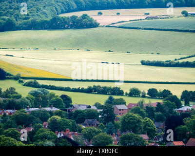 Bord de Goring avec des collines de Chiltern, Bas, Oxfordshire, England, UK, FR. Banque D'Images