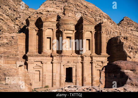 Monastère, Pétra, en Jordanie Banque D'Images