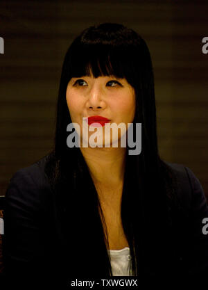 Actrice Vivian bang de la série télévisée 'Sullivan & Fils" prend part à une conférence de presse au sujet de son expérience en Israël, à l'hôtel Inbal de Jérusalem, Israël, le 6 octobre 2013. Bang fait partie d'une délégation de l'American Film and television acteurs qui visitent Israël avec 'America's Voices en Israël". UPI/Debbie Hill Banque D'Images