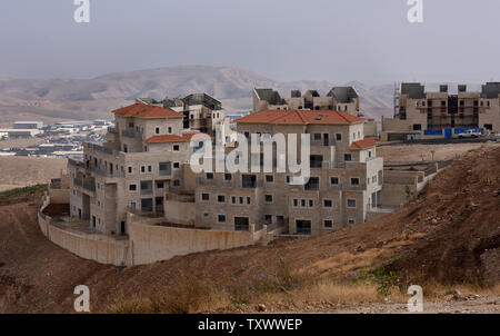 Un aperçu des nouveaux logements juifs dans la colonie Ma'ale Adumim, près de Jérusalem, en Cisjordanie, le 28 décembre 2016. Le Conseil de sécurité des Nations Unies Résolution adaptée, le 23 décembre 2334, qui est à l'encontre des colonies israéliennes dans les territoires palestiniens et de Jérusalem-Est, occupé par Israël depuis 1967. Photo par Debbie Hill/UPI Banque D'Images