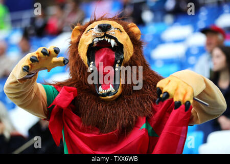 Un ventilateur Le Maroc prend en charge son équipe pendant la Coupe du Monde FIFA 2018 match du groupe B au stade de Kaliningrad à Kaliningrad, Russie le 25 juin 2018. Le jeu terminé dans un 2-2 draw. Photo de Chris Brunskill/UPI Banque D'Images