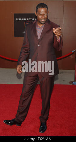 Singer Brian McKnight arrive à la 10e édition de Soul Train Lady of Soul Awards à Pasadena, Californie, le 7 septembre 2005. La remise des prix de la télévision vise à souligner les réalisations de femmes artistes dans les domaines de l'âme, R&B, Hip-Hop, Rap et gospel. (Photo d'UPI/Jim Ruymen) Banque D'Images