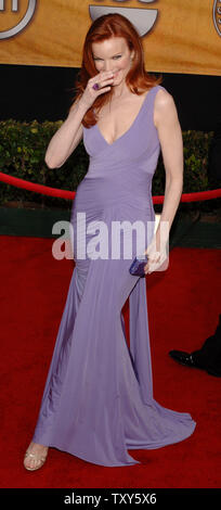 L'actrice Marcia Cross, un acteur dans la série télévisée des ménagères le NDP dépasse arrive pour la 12e édition annuelle des Screen Actors Guild Awards au Shrine Auditorium à Los Angeles, Californie le 29 janvier 2006. (Photo d'UPI/Jim Ruymen) Banque D'Images