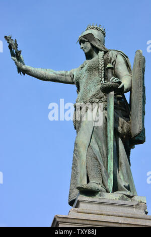 Statue de la liberté (le travail de György Zala), martyrs d'Arad monument, Arad, Roumanie Banque D'Images