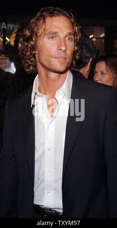 Matthew McConaughey, qui dépeint Jack Lengyel dans le film "sport", Marshall nous arrive pour la première du film au Grauman's Chinese Theatre dans la section Hollywood de Los Angeles le 14 décembre 2006. (Photo d'UPI/Jim Ruymen) Banque D'Images