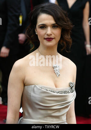 L'actrice britannique Rachel Weisz arrive pour la 79e assemblée annuelle de l'Academy Awards au Kodak Theatre à Hollywood, Californie, le 25 février 2007. Cinquante Oscars sera accordée pour la réalisation théâtrale en 2006. (Photo d'UPI/Terry Schmitt) Banque D'Images