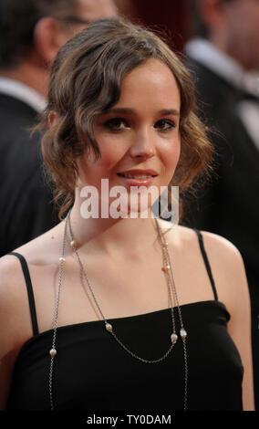 Ellen Page arrive pour le 80e congrès annuel de l'Academy Awards Kodak Theater à Hollywood, Californie le 24 février 2008. (Photo d'UPI/Phil McCarten) Banque D'Images