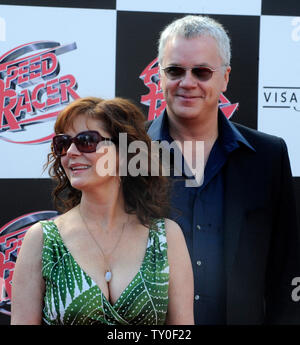 Susan Sarandon, un acteur dans la motion action sports photo 'Vitesse', assiste à la première du film avec son compagnon de longue date, l'acteur Tim Robbins au Nokia Theatre de Los Angeles le 26 avril 2008. (Photo d'UPI/Jim Ruymen) Banque D'Images