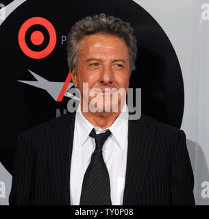 L'acteur Dustin Hoffman arrive pour cibler AFI présente soirée au cinéma à l'Arclight Cinerama Dome à Los Angeles le 1 octobre 2008. (Photo d'UPI/Jim Ruymen) Banque D'Images