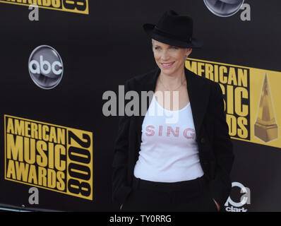 La chanteuse Annie Lennox arrive à la 2008 American Music Awards à Los Angeles le 23 novembre 2008. (Photo d'UPI/Jim Ruymen) Banque D'Images