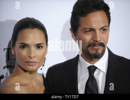 Benjamin Bratt et épouse Talisa Soto assister à la 24e Imagen Awards à Los Angeles le 21 août 2009. UPI/ Phil McCarten Banque D'Images