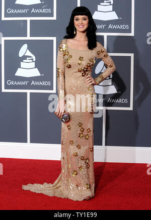 Singer Katy Perry arrive à la 52e cérémonie annuelle de remise des prix Grammy au Staples Center de Los Angeles le 31 janvier 2010. UPI/Jim Ruymen Banque D'Images