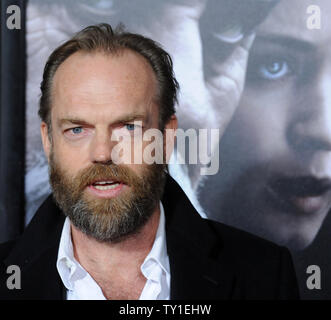 Hugo Weaving acteur, un acteur dans l'horreur thriller 'Le Wolfman', arrive pour la première du film à l'Arclight Cinerama Dome dans la section Hollywood de Los Angeles le 9 février 2010. UPI/Jim Ruymen Banque D'Images