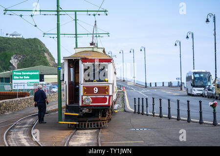 Laxey, Île de Man, le 15 juin 2019. Le Manx Electric Railway est un tramway interurbain reliant Douglas, Laxey et Ramsey dans l'île de Man Banque D'Images