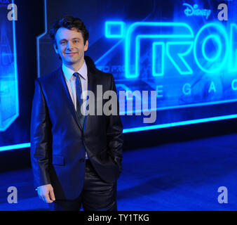 Le gallois l'acteur Michael Sheen, un acteur dans le film à suspense de science-fiction "TRON : Legacy", assiste à la première mondiale du film au El Capitan Theatre dans la section Hollywood de Los Angeles le 11 décembre 2010. UPI/Jim Ruymen Banque D'Images