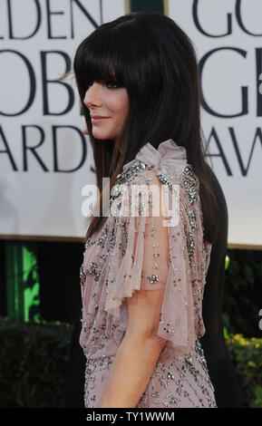 L'actrice Sandra Bullock arrive à la 68e assemblée annuelle Golden Globes Awards à Los Angeles, Californie le 16 janvier 2011. UPI/Jim Ruymen Banque D'Images