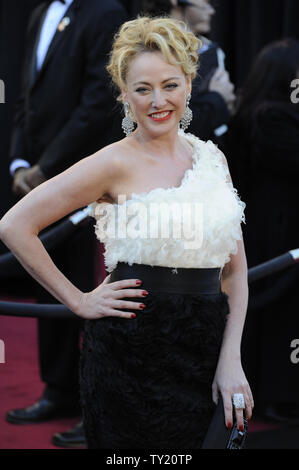 Virginia Madsen arrive sur le tapis rouge pour la 83e Academy Awards annuels au Kodak Theatre à Hollywood le 27 février 2011. UPI/Phil McCarten Banque D'Images