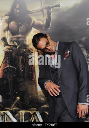 Jason Momoa, un acteur dans l'aventure fantasy 'Conan le barbare', assiste à la première du film au Regal Theatre de Los Angeles le 11 août 2011. UPI/Jim Ruymen Banque D'Images