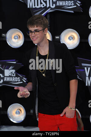 Chanteur Justin Bieber arrive sur les MTV Video Music Awards à Los Angeles le 28 août 2011 à Los Angeles. UPI/Jim Ruymen Banque D'Images