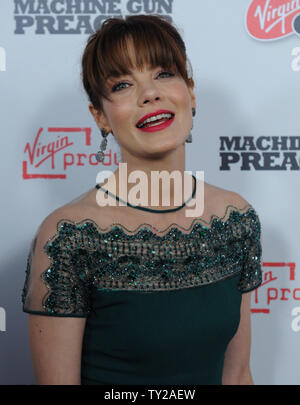 L'actrice Michelle Monaghan, un acteur dans la motion picture "Machine Gun preacher', arrive pour la première du film à l'Academy of Motion Picture Arts & Sciences à Beverly Hills, Californie le 21 septembre 2011. UPI/Jim Ruymen Banque D'Images