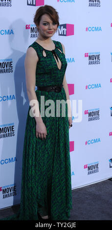 L'actrice Emma Stone arrive pour la 17e édition de Film Critics Choice Awards au Hollywood Palladium de Los Angeles le 12 janvier 2012. UPI/Jim Ruymen Banque D'Images