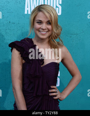 La personnalité de télévision Lenay Dunn arrive à la MTV Movie Awards au Gibson Amphitheatre à Universal City, Californie, le 3 juin 2012. UPI/Jim Ruymen Banque D'Images