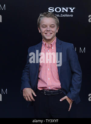 Acteur, Maxwell Perry Cotton assiste à la première de la science -fiction thriller cinéma 'Elysium' au Regency Village Theatre dans la section de Westwood Los Angeles le 7 août 2013. Situé dans l'année 2154, où les très riches vivent sur une station spatiale, alors que le reste de la population réside sur une terre en ruine, un homme prend une mission que pourrait apporter l'égalité à l'polarisés. UPI/Jim Ruymen Banque D'Images