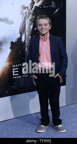 Acteur, Maxwell Perry Cotton assiste à la première de la science -fiction thriller cinéma 'Elysium' au Regency Village Theatre dans la section de Westwood Los Angeles le 7 août 2013. Situé dans l'année 2154, où les très riches vivent sur une station spatiale, alors que le reste de la population réside sur une terre en ruine, un homme prend une mission que pourrait apporter l'égalité à l'polarisés. UPI/Jim Ruymen Banque D'Images