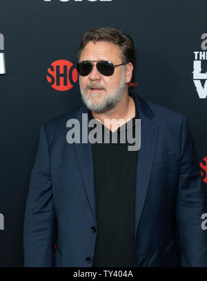 New York, NY - 24 juin 2019 : Russell Crowe s'occupe du réseau Showtime première de la voix la plus forte à Paris Theatre Banque D'Images