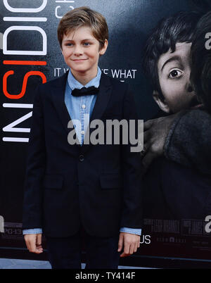 Ty Simpkins acteur assiste à la première de the motion picture horreur thriller 'insidieux : Chapter 2' à Universal CityWalk à Universal City le 10 septembre 2013. La famille Lambert hanté cherche à découvrir le mystérieux secret de la petite enfance qui les a connecté à dangereusement le monde de l'esprit. UPI/Jim Ruymen Banque D'Images