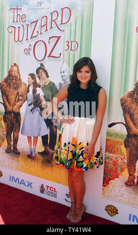Ariel Winter actrice assiste à la première de 'The Wizard of Oz' 3D à l'IMAX Théâtre chinois de Grauman à Los Angeles le 15 septembre 2013. UPI/Alex Gallardo Banque D'Images