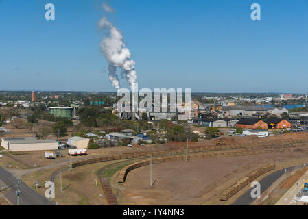 Vue aérienne de l'usine Millaquin & Bundaberg Australie Queensland Bundaberg Raffinerie Banque D'Images