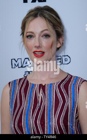 Judy Greer acteur assiste à la première de la nouvelle série FX TV 'Marié' au Paramount Studios à Los Angeles le 14 juillet 2014. La comédie tourne autour de jusqu'où deux meilleurs amis sont prêts à aller pour sauver leur mariage. UPI/Jim Ruymen Banque D'Images