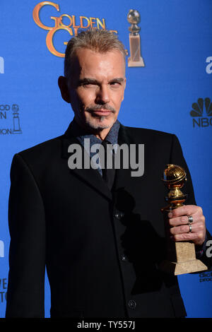 Billy Bob Thornton s'affiche avec le prix backstage il a remporté pour son rôle dans 'Fargo' lors de la 72e assemblée annuelle Golden Globe Awards au Beverly Hilton Hotel à Beverly Hills, Californie le 11 janvier 2015. Photo par Jim Ruymen/UPI Banque D'Images