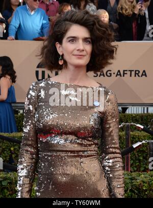 L'actrice Gaby Hoffmann assiste à la 22e assemblée annuelle des Screen Actors Guild Awards au Shrine Auditorium & Expo Hall à Los Angeles, Californie le 30 janvier 2016. Photo par Jim Ruymen/UPI Banque D'Images