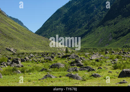 Chulishman valley in mountain Altay la route de Uchar Banque D'Images