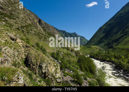 Chulishman valley in mountain Altay la route de Uchar Banque D'Images