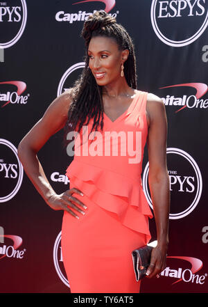 Ancien joueur de WNBA Lisa Leslie assiste à l'ESPY awards chez Microsoft Theatre de Los Angeles le 13 juillet 2016. Photo par Jim Ruymen/UPI Banque D'Images