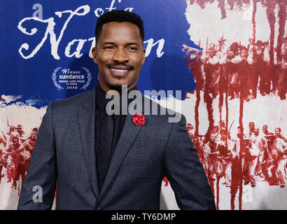 Scénariste/réalisateur et acteur, Nate Parker assiste à la première de the motion picture drama 'La Naissance d'une nation' à l'ArcLight Cinerrama dans le dôme de l'article Hollywood de Los Angeles le 21 septembre 2016. Scénario : Nat Turner, un esclave et prédicateur à l'Antebellum South, orchestre un soulèvement. Photo par Jim Ruymen/UPI Banque D'Images