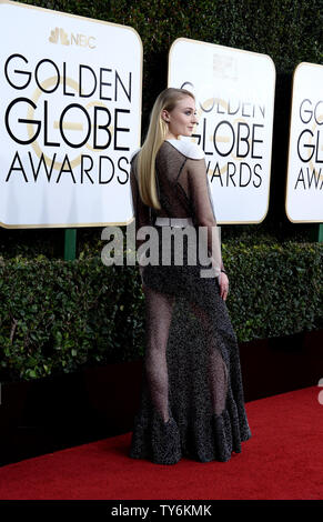 Sophie Turner assiste à la 74e assemblée annuelle Golden Globe Awards au Beverly Hilton Hotel à Beverly Hills, Californie le 8 janvier 2017. Photo par Jim Ruymen/UPI Banque D'Images