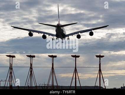 Richmond, Colombie-Britannique, Canada. 23 Juin, 2019. Un British Airways Airbus A380-841 G-XLEE) Avion de ligne atterrit à l'Aéroport International de Vancouver. Credit : Bayne Stanley/ZUMA/Alamy Fil Live News Banque D'Images