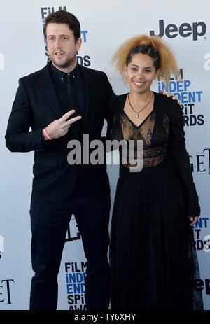 Shilowich les producteurs Craig (L) et Melody C. Roscher assister à la 32e annual Film Independent Spirit Awards à Santa Monica, Californie le 25 février 2017. Photo par Jim Ruymen/UPI Banque D'Images