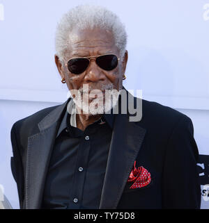 L'acteur Morgan Freeman arrive pour American Film Institute's 45e Prix annuel gala hommage à l'actrice Diane Keaton Dolby Theatre de la section Hollywood de Los Angeles le 8 juin 2017. Photo par Jim Ruymen/UPI Banque D'Images