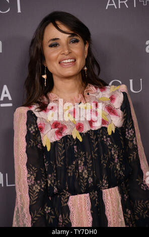 L'actrice Mia Maestro assiste à la septième conférence annuelle de l'Art LACMA +Film gala artiste Mark Bradford et le réalisateur George Lucas au Los Angeles County Museum of Art de Los Angeles le 4 novembre 2017. Photo par Jim Ruymen/UPI Banque D'Images